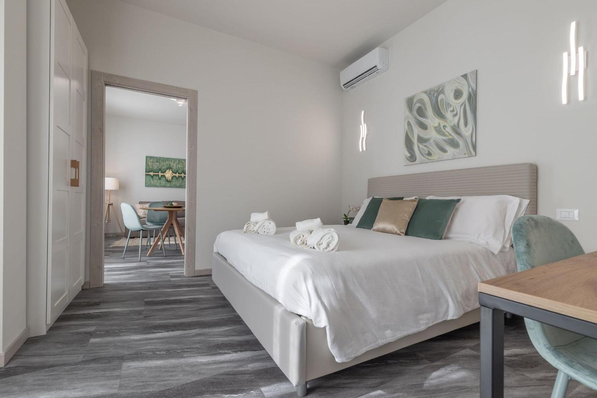 Italian Experience-Suite Ateneo Pavia Exteriér fotografie